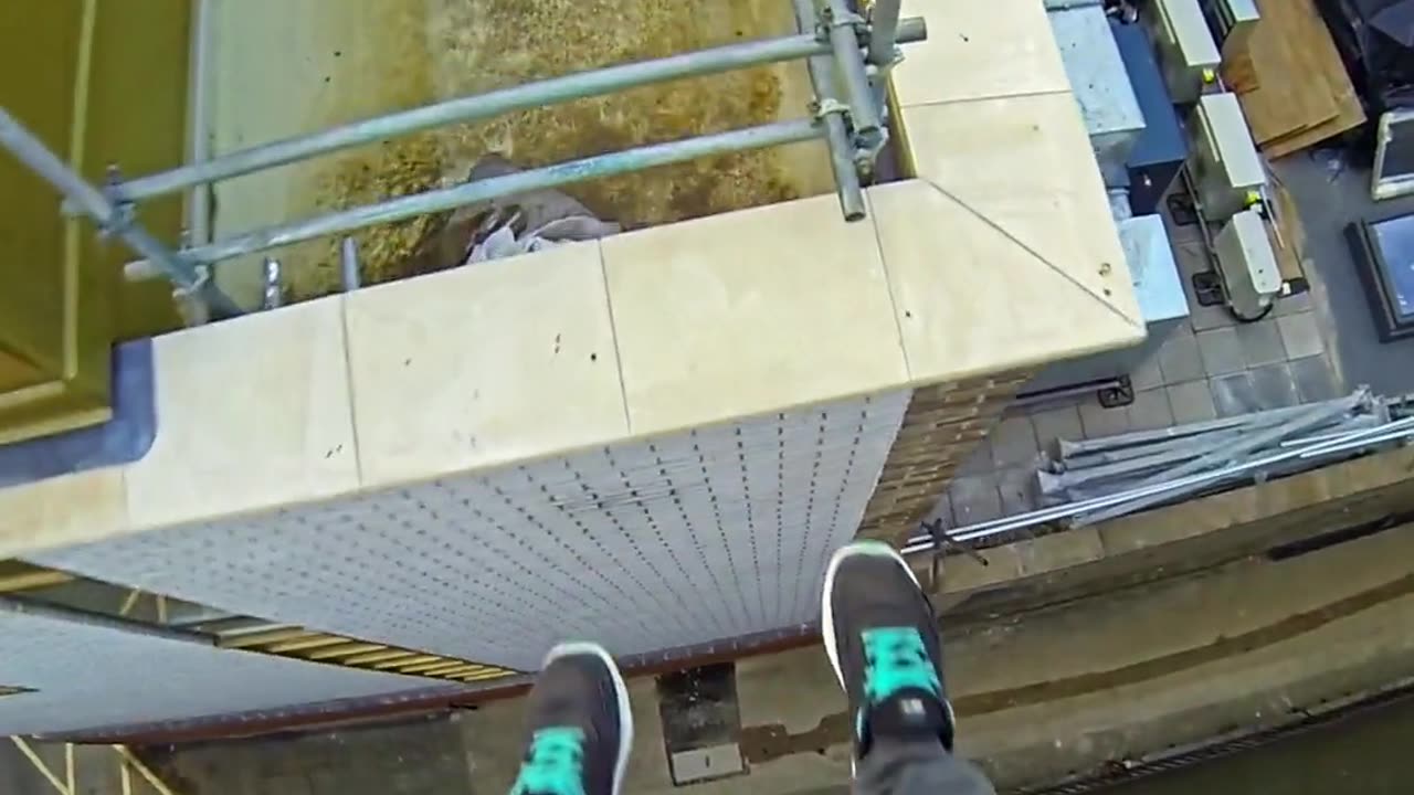 POV Ledge Jumper