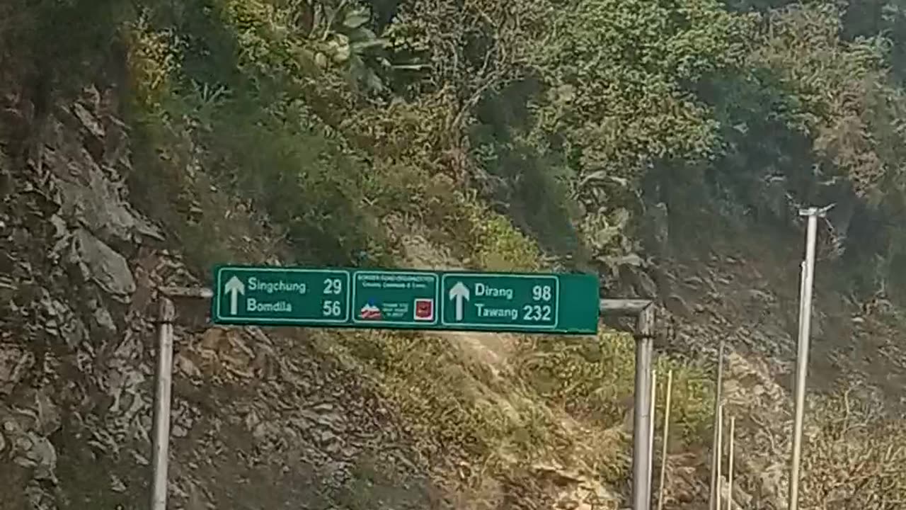 Most dangerous road in the world in India 😱🤯