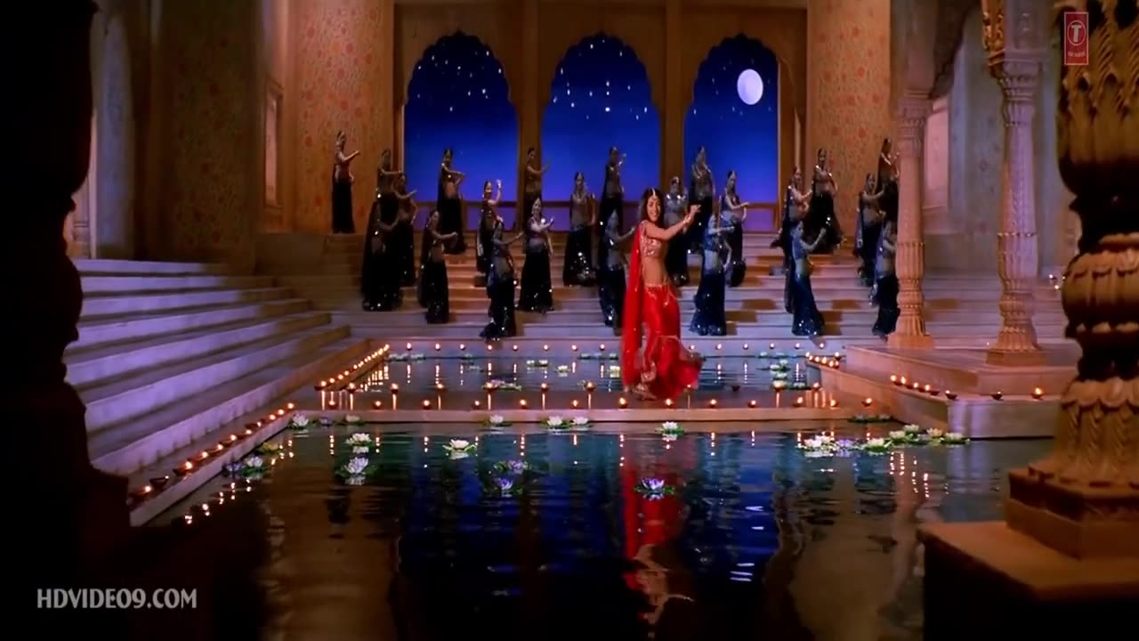 Laal Dupatta (Mujhse Shaadi Karogi) Video Song_HD_720p-(HDvideo9)