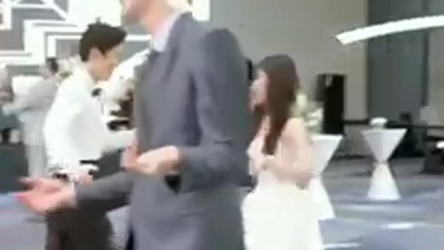 zhao lusi cute fighting with yinjun