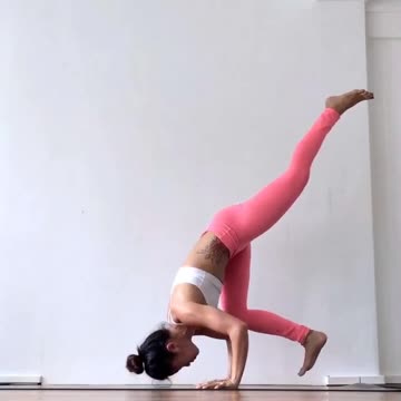 Home Yoga Fitness Workout | Free YOGA Training Videos Viral Reels | Yoga For Weight Loss female-009