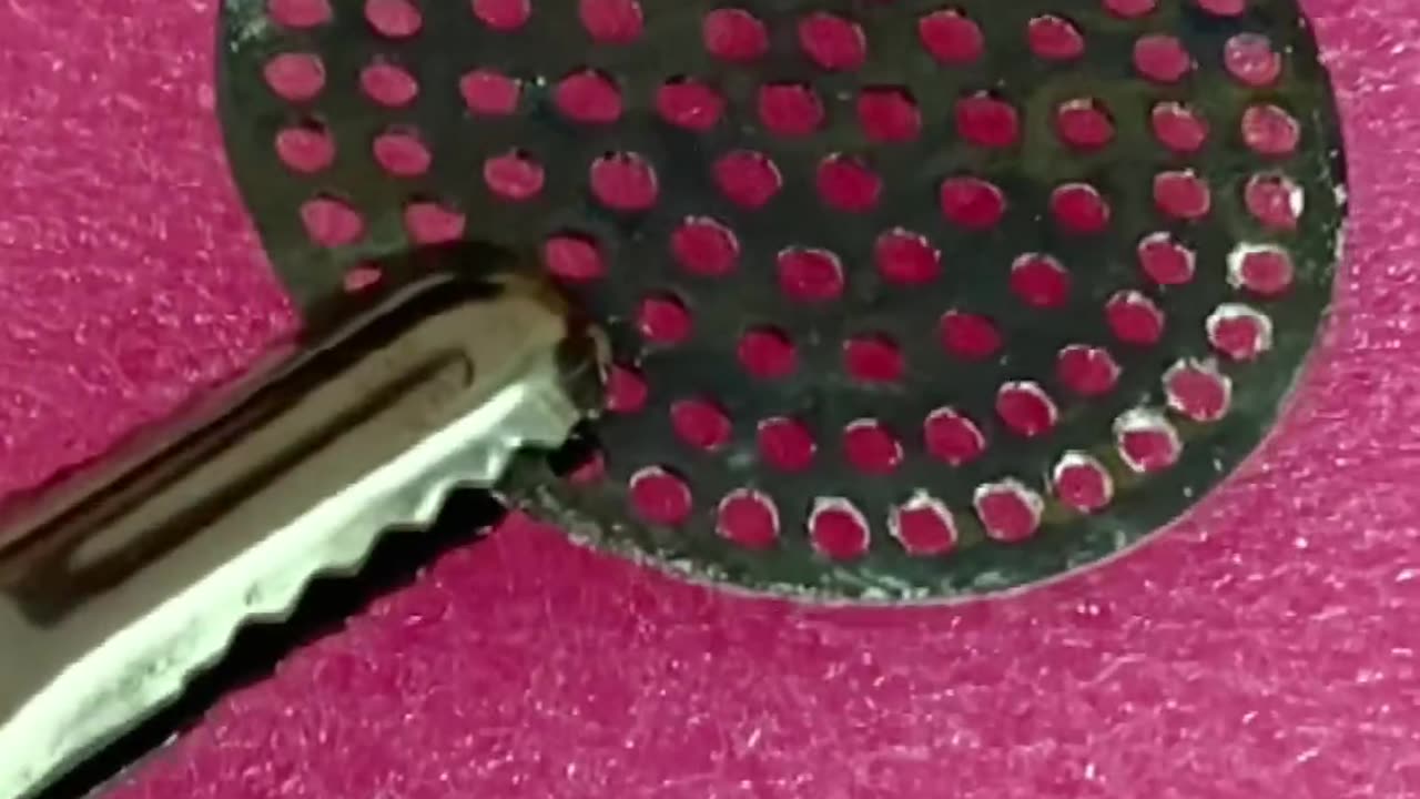 Oddly Satisfying kids not try at home