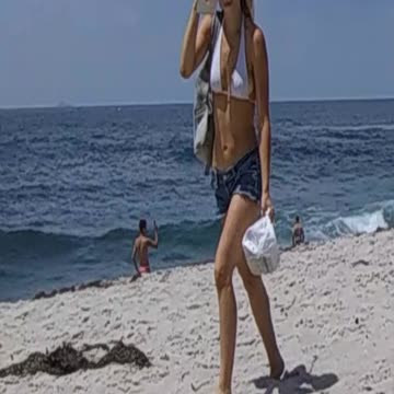 She's checkin' out The Captain!