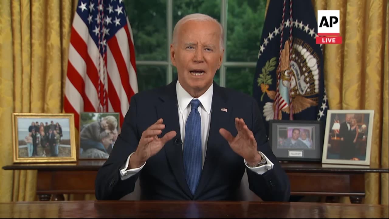 Biden, claims he dropped out of presidential race to "pass the torch