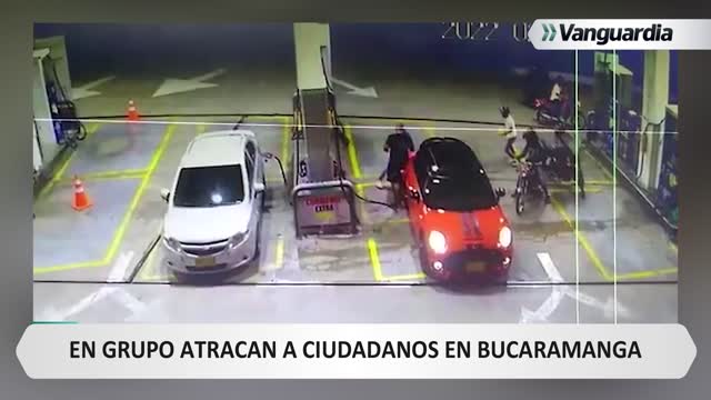 Video: Ladrones en moto emboscan a sus víctimas en Bucaramanga y el área