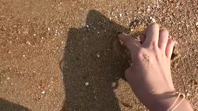Draw Love on the Beach