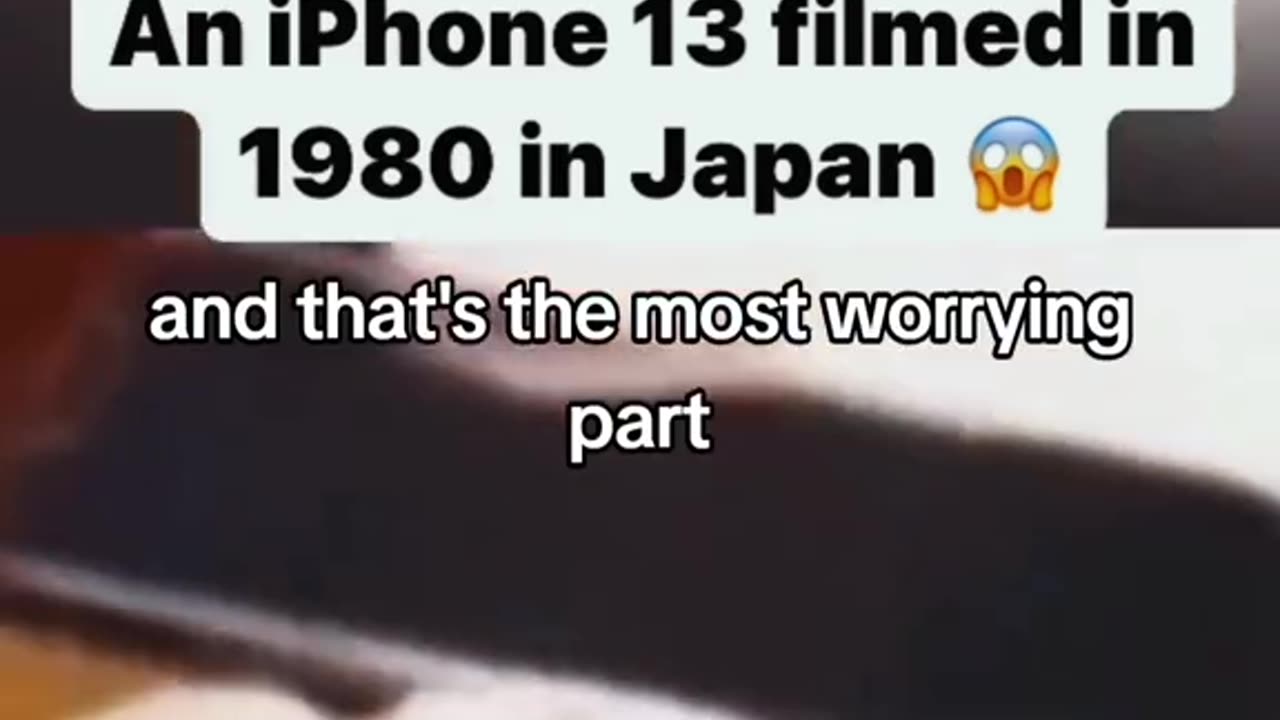 Strange iPhone found in Japan 1980