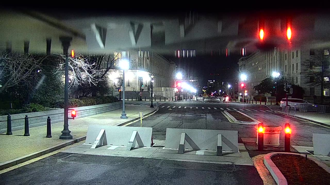 0672USCG00K25SouthBarricadeInbound_2021-01-06_01h40min52s447ms.mp4