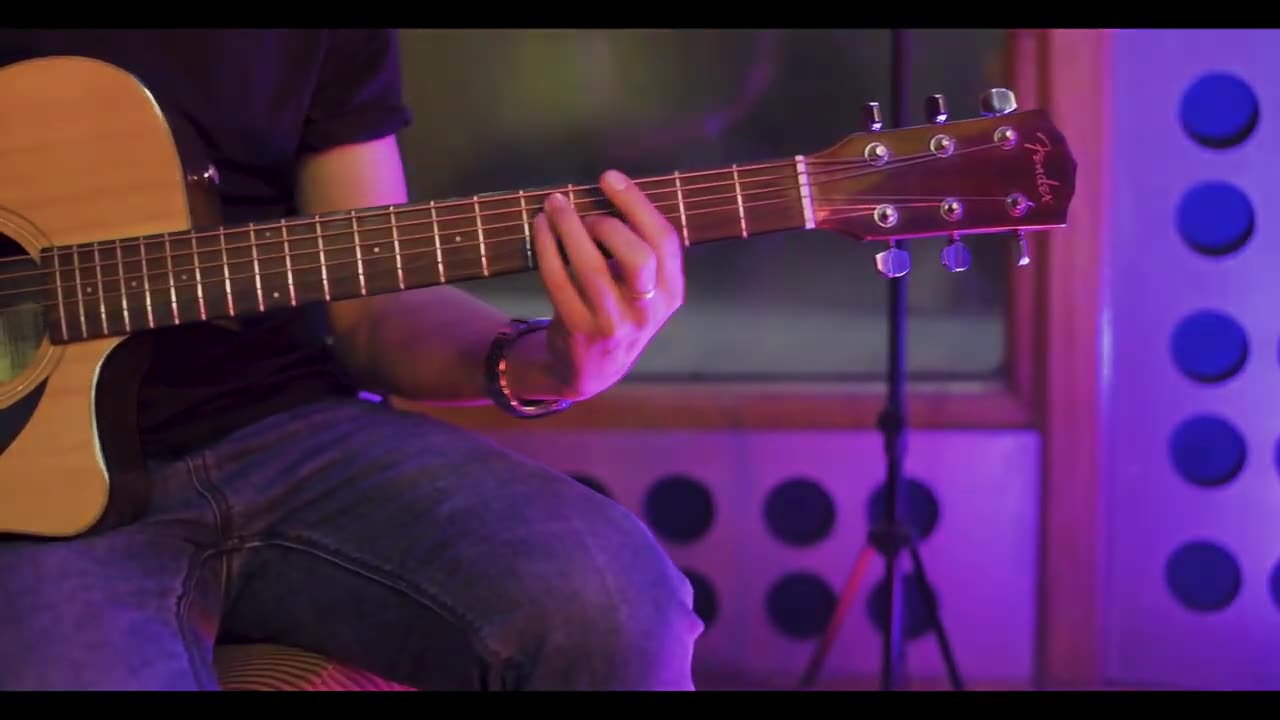 Aankhon mein teri ajabsi ajab si aday h love song mp4.