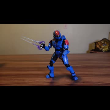 ASMR Unboxing: Rogue Spartan Figure