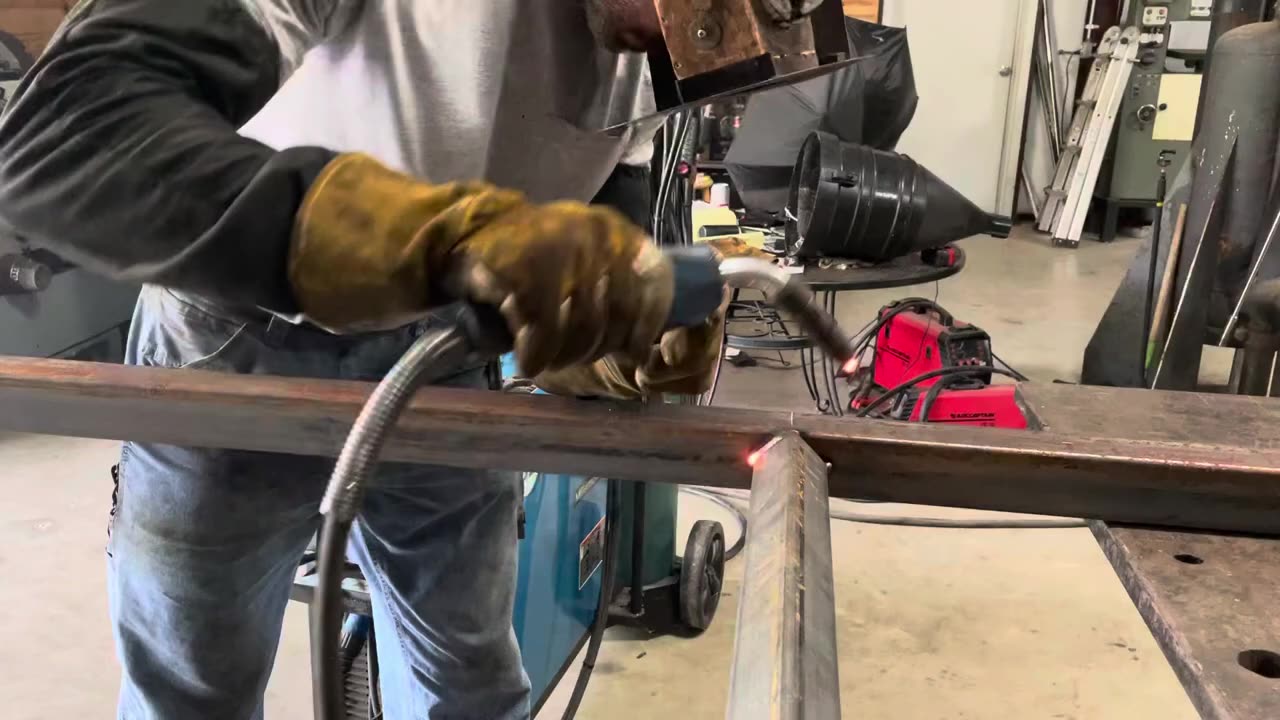 Welding/fabricating/building gates out of tubing!