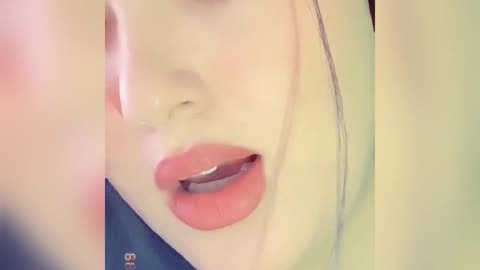#Super cute Asian girl😍😍