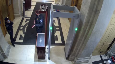 0163USCH01HouseCarriageDoor_2021-01-06_12h42min59s347ms.mp4