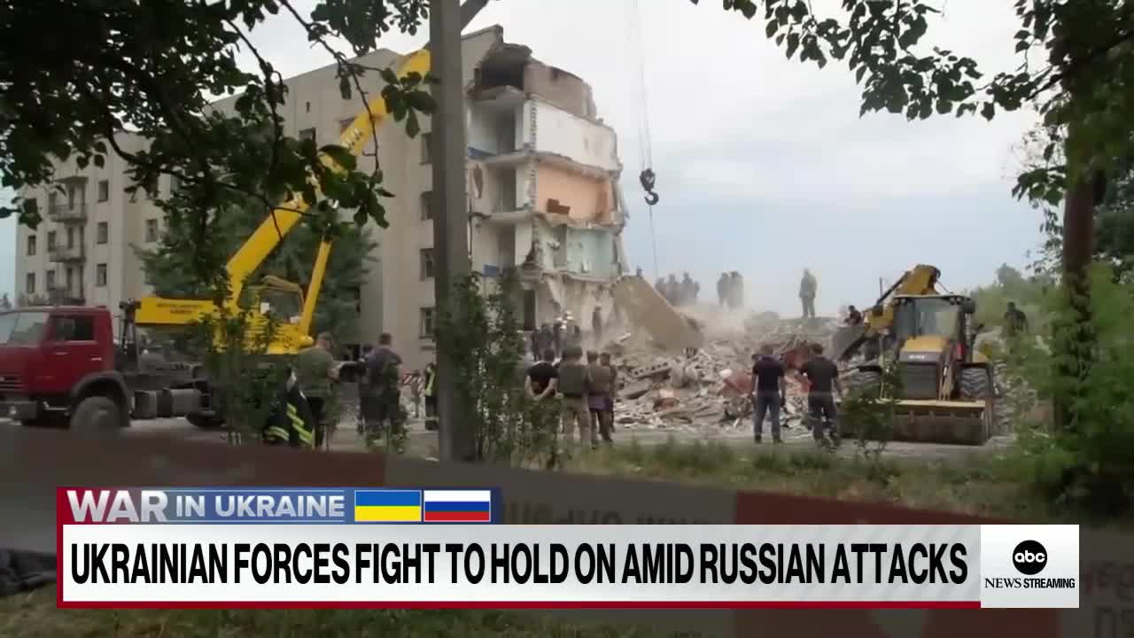 Search and rescue efforts underway in Donetsk, Ukraine after another Russian attack