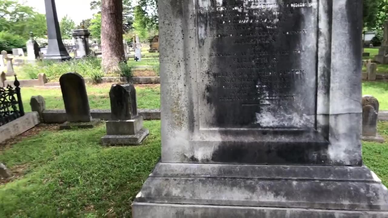 Mount Holly Cemetery in Little Rock, Arkansas