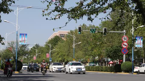 Busy streets for commuting