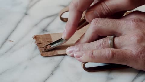 Making a handmade leather pen loop journal | hyper asmr