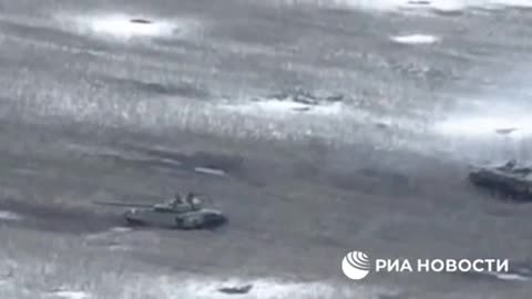 BATTLES FOR MARINKA, RUSSIAN TANKS OPEN FIRE HEAVY