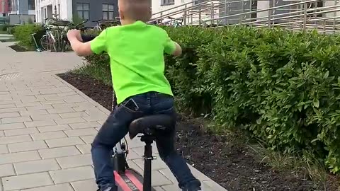Funny Kid and Angry Dad😂😂😂 #damus #comedy #family