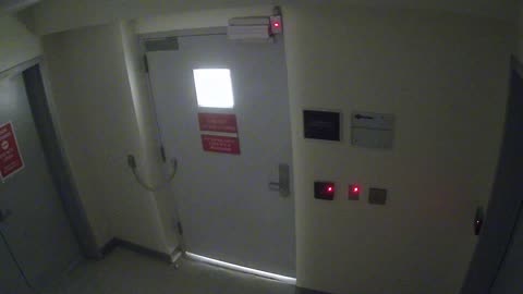 5180CHOBBANorthLobbyStair8_2021-01-06_14h20min03s027ms.mp4