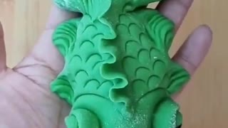 Play dough evolves and mutates *satisfying*