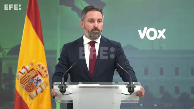 Abascal insta a Feijóo a presentar una moción de censura contra Sánchez