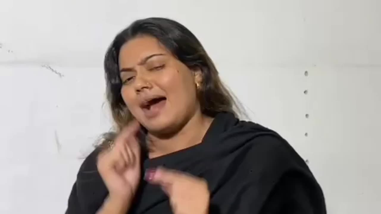 Raat guzar jayegi afsana kahate kahate