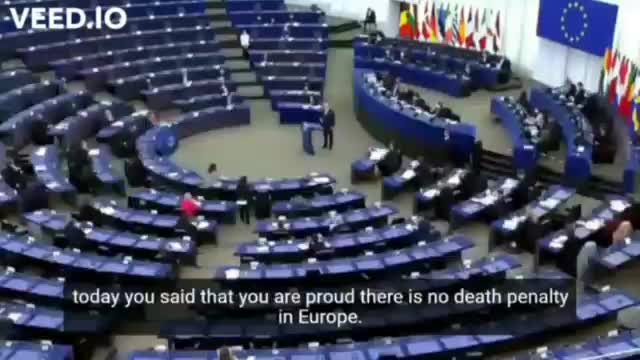 Miroslav Kolakusic, en advokat og politiker, stod og og sagde sandheden i Europa-Parlamentet