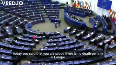 Miroslav Kolakusic, en advokat og politiker, stod og og sagde sandheden i Europa-Parlamentet