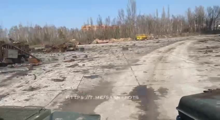 Apocalyptic views of the Gostomel airfield