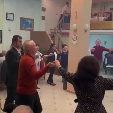 Ilir Meta ia merr valles në Pogradec