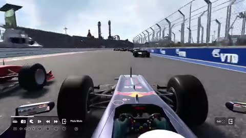 F1 2017 Another Ferrari Sandwich