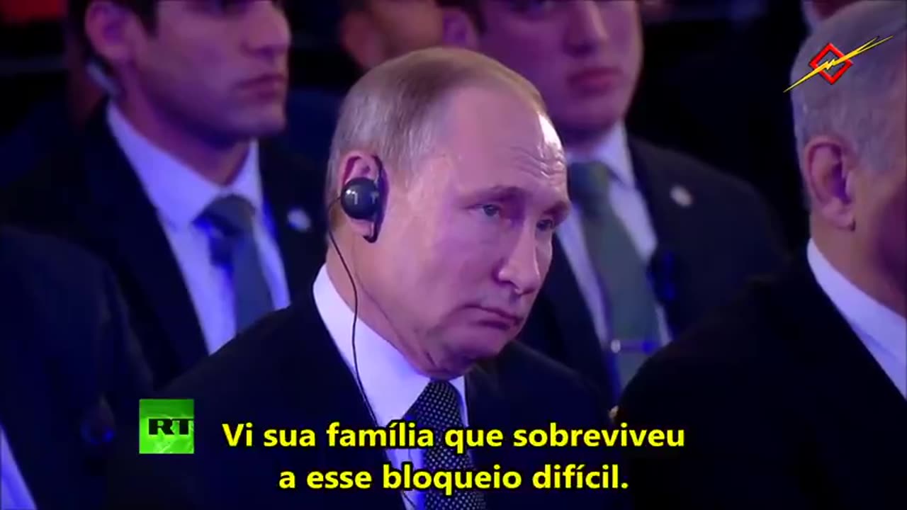 O mundo é um palco: Os eleitos dominam ambos os lados