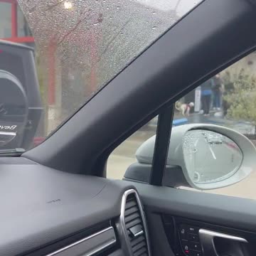 People lining up outside First Republic Bank in Los Angeles after SVB failure