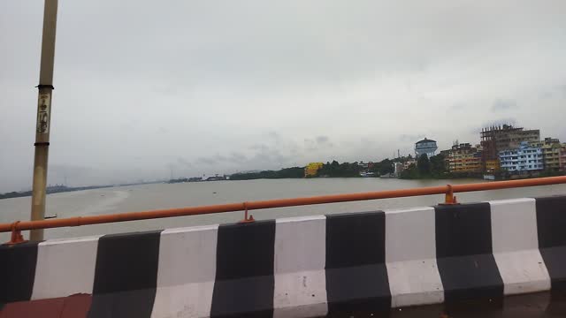 Kolkata Long Breeze