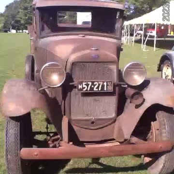 1930 Ford Model AA Dump Truck