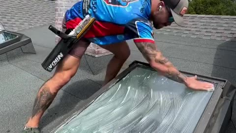 Quick clean of skylight window 😲