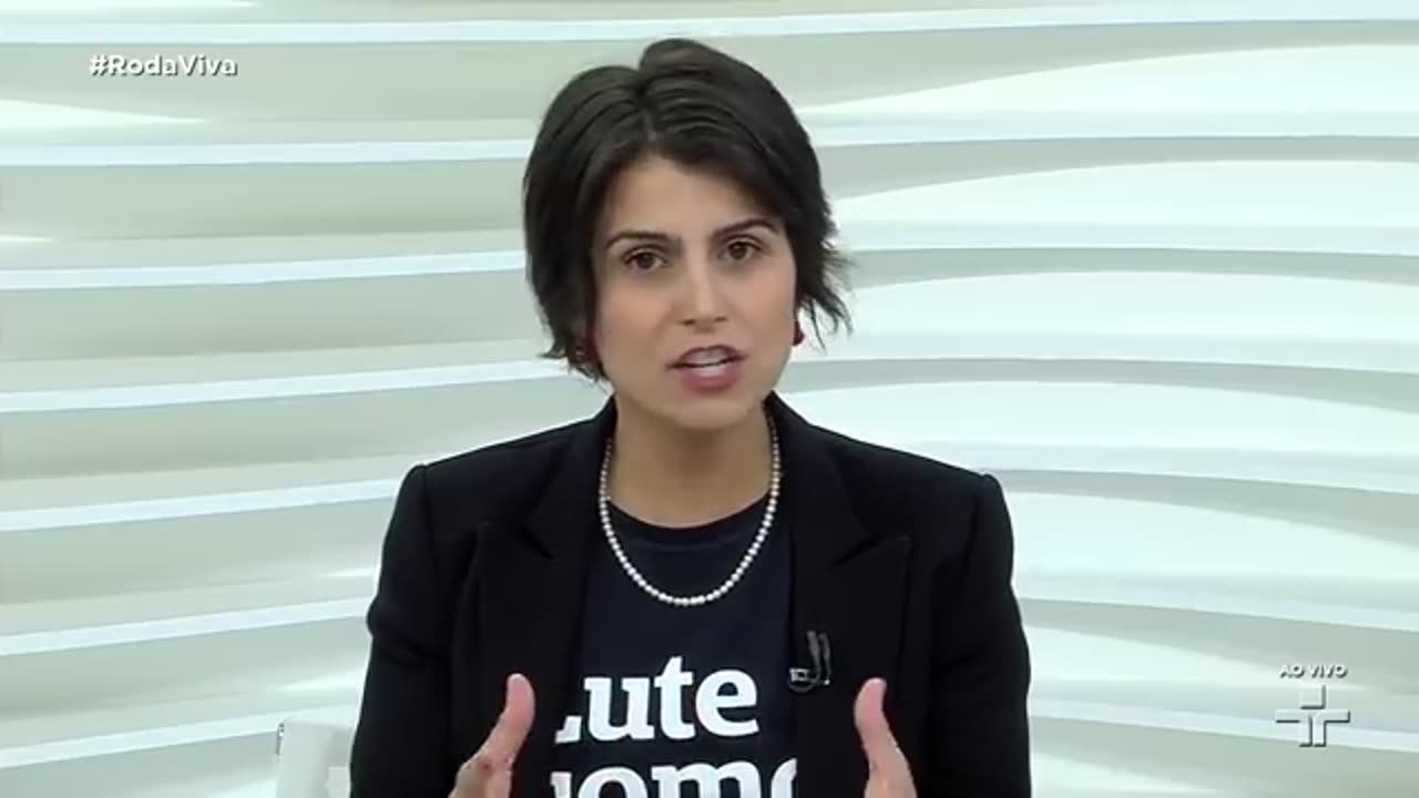 Roda Viva | Manuela D'Ávila | 25/06/2018 , não soube responder 31 perguntas sobre o comunismo