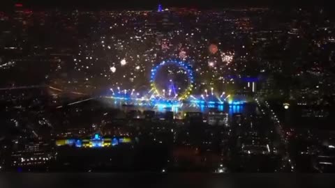 London celebrated New Year's Eve with the colors of the Ukrainian flag -