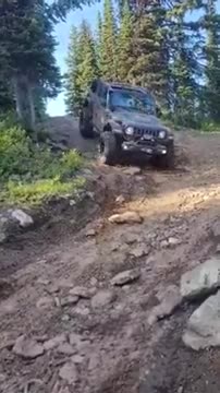 Sherpa One Adventures - Taking on the steep downhill