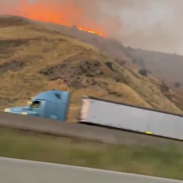 "District Fire" rages near California’s Interstate