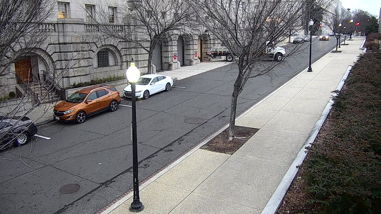 4079QSE00SouthCap-CSE1_2021-01-06_07h47min31s647ms.mp4