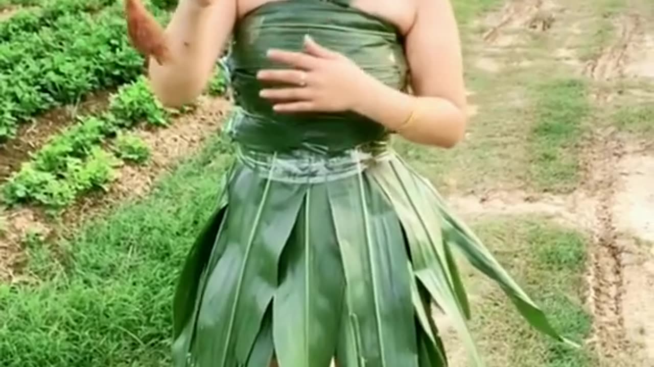 Funny 😂🤣 Girl