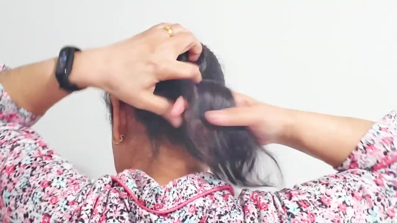 Claw clip hairstyle in 30 seconds _ Twisted bun in 39 seconds _ Quick claw clip bun #hairstyles