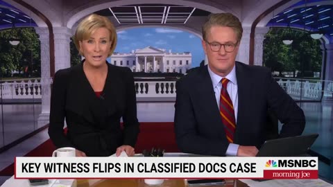 Key witness flips: 'This is going to cause a real problem for Trump's legal team.'