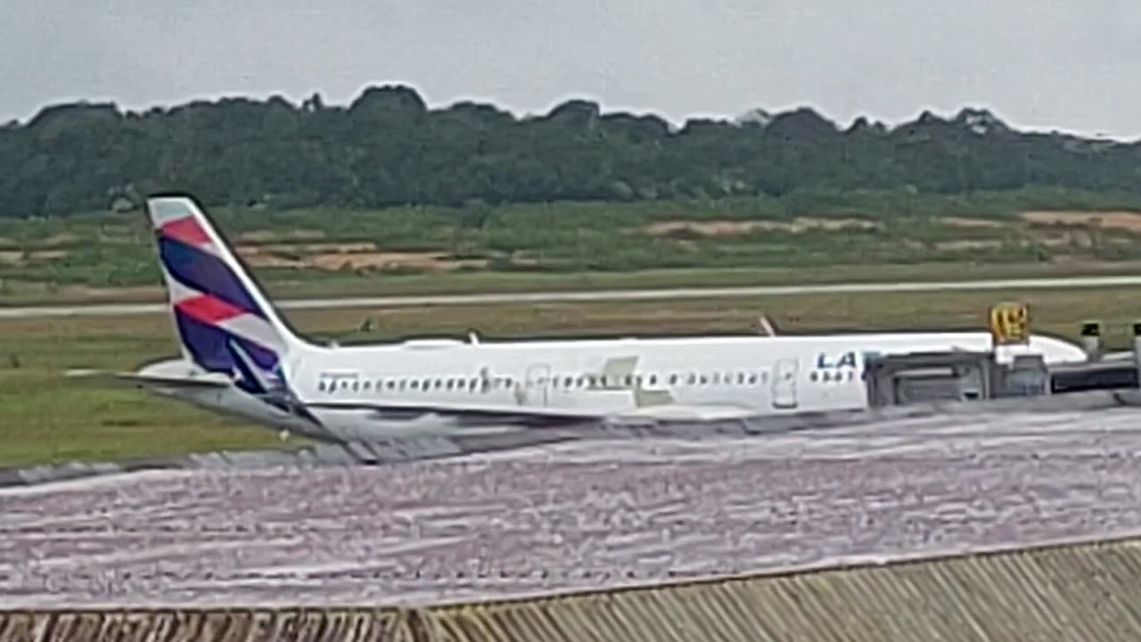 Pushback-Airbus A321 PT-MXO