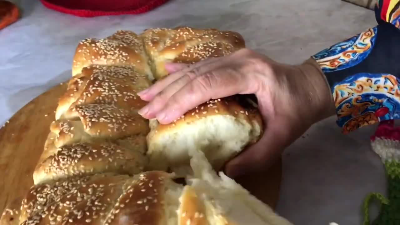 I promised grandma to never share her bread recipe…! This recipe is NOT found on anywhere else…