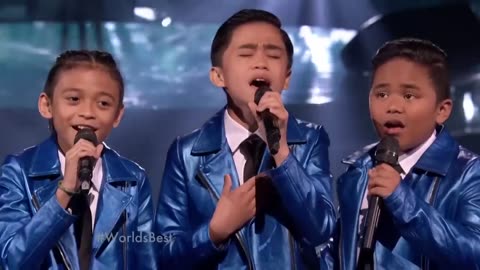 TNT boys, ooh My God the performance was amazing!! watch this