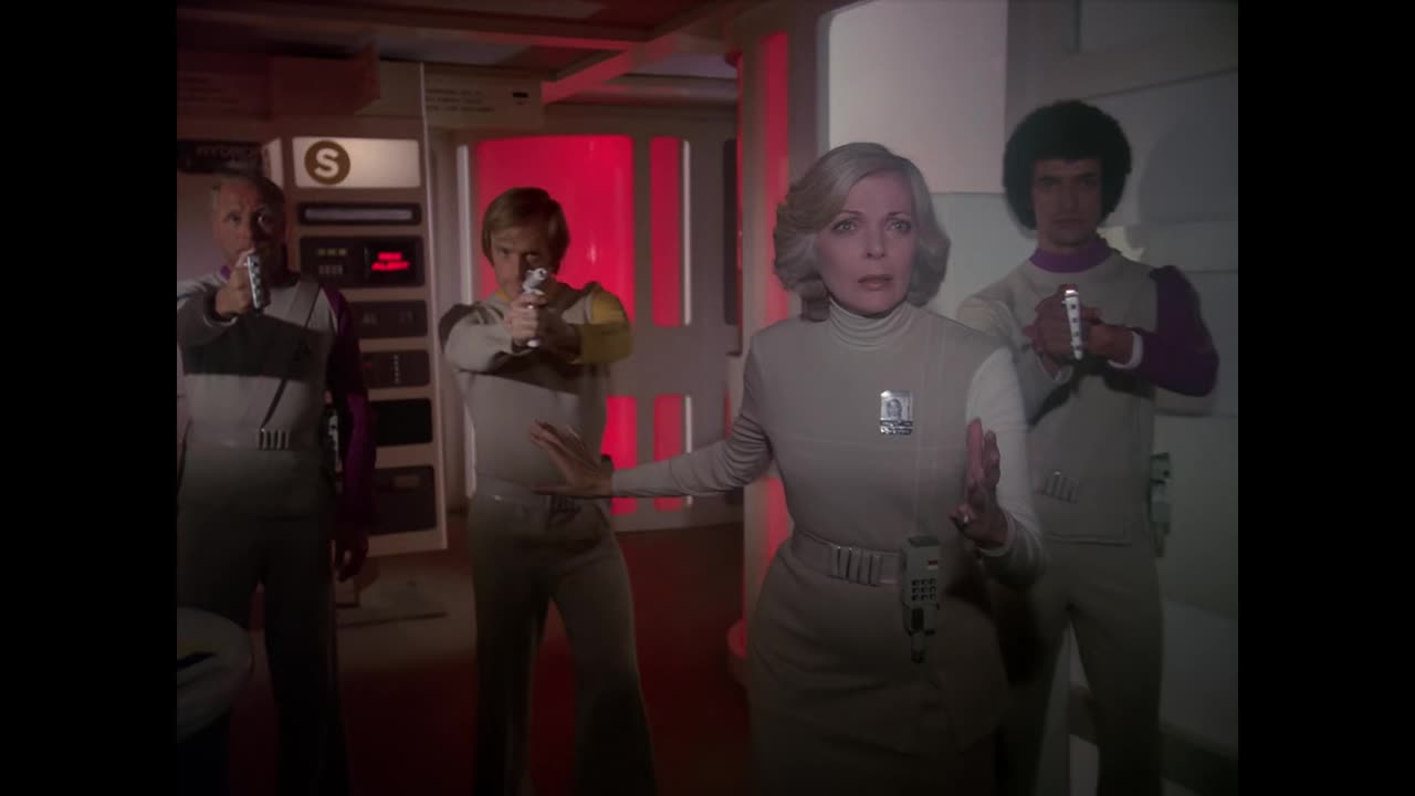 Space 1999 S02 E15 Space Warp