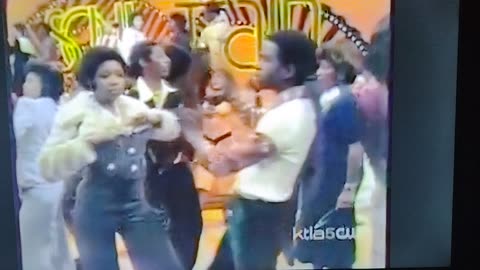 Soul Train Dancers Satin Soul 1974 (Love Unlimited)